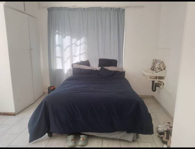 2 BEDROOM FLAT FOR SALE IN DURBAN CENTRAL